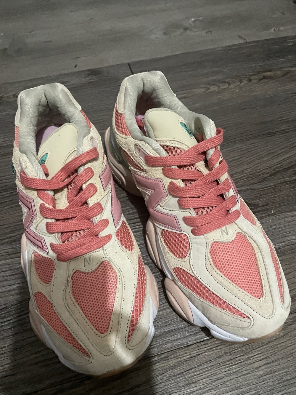 New Balance 9060 Pink and Cream Mesh Athletic Sneakers - Picture 3 of 3